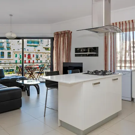 Bay View Apartment