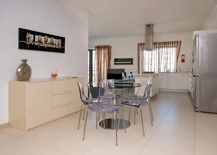 Bay View Apartament *